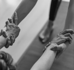 Pilates para reabilitação pós-operatória com fisioterapeuta no Studio Du Corpo